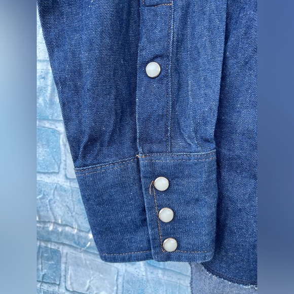 Wrangler Cowboy Cut Denim Shirt snap raw hem size 16/33 - Picture 6 of 14
